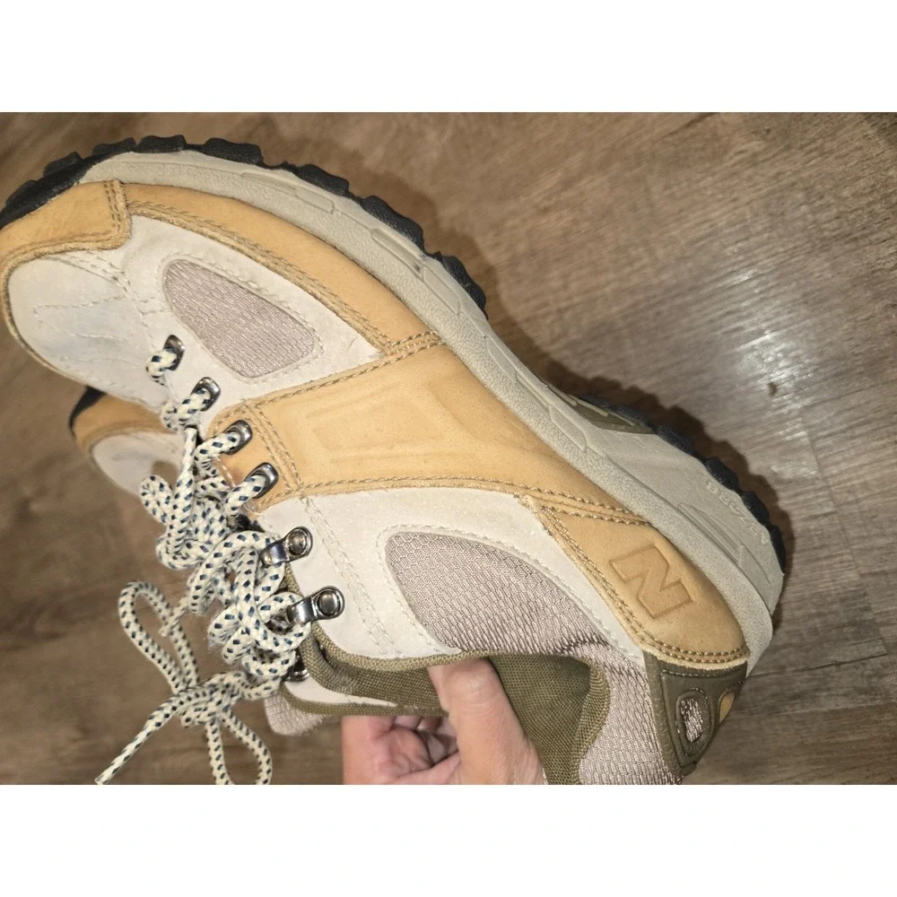 New Balance Country Walk 748